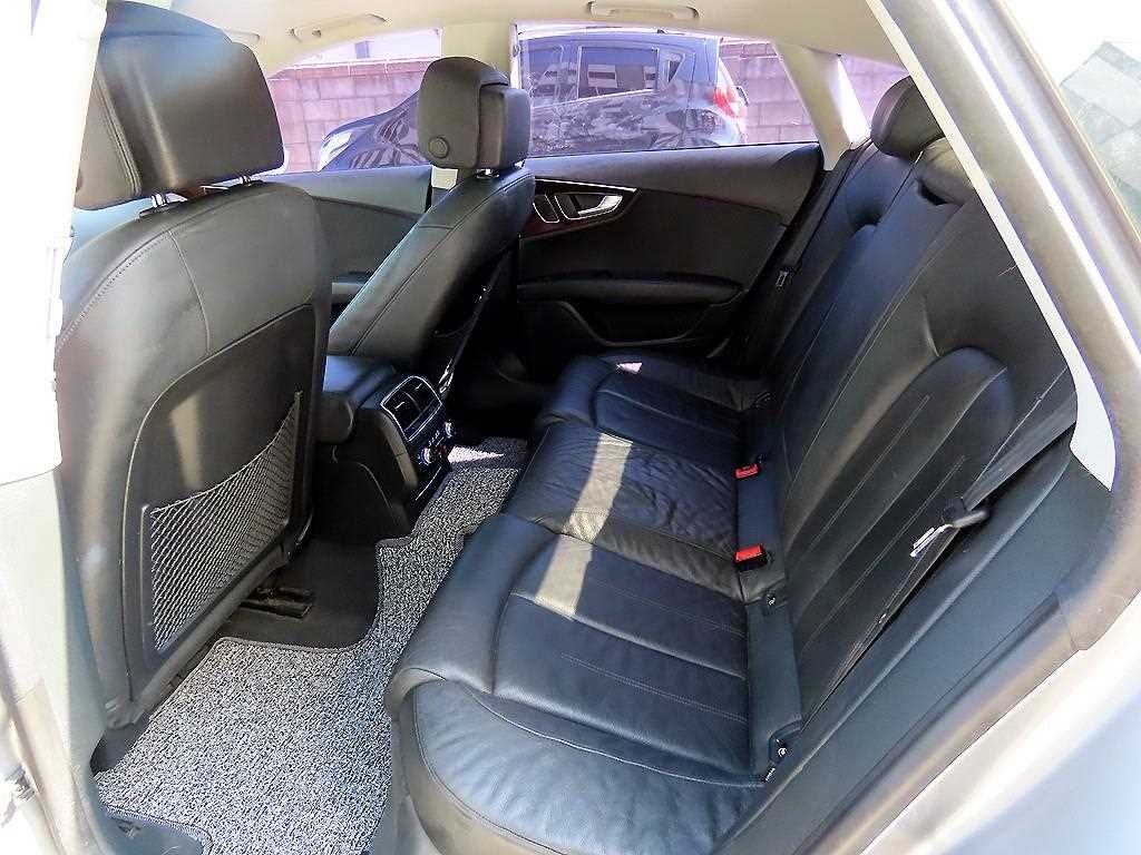 아우디 A7 3.0 TFSI 콰트로 엔트리 이미지 6