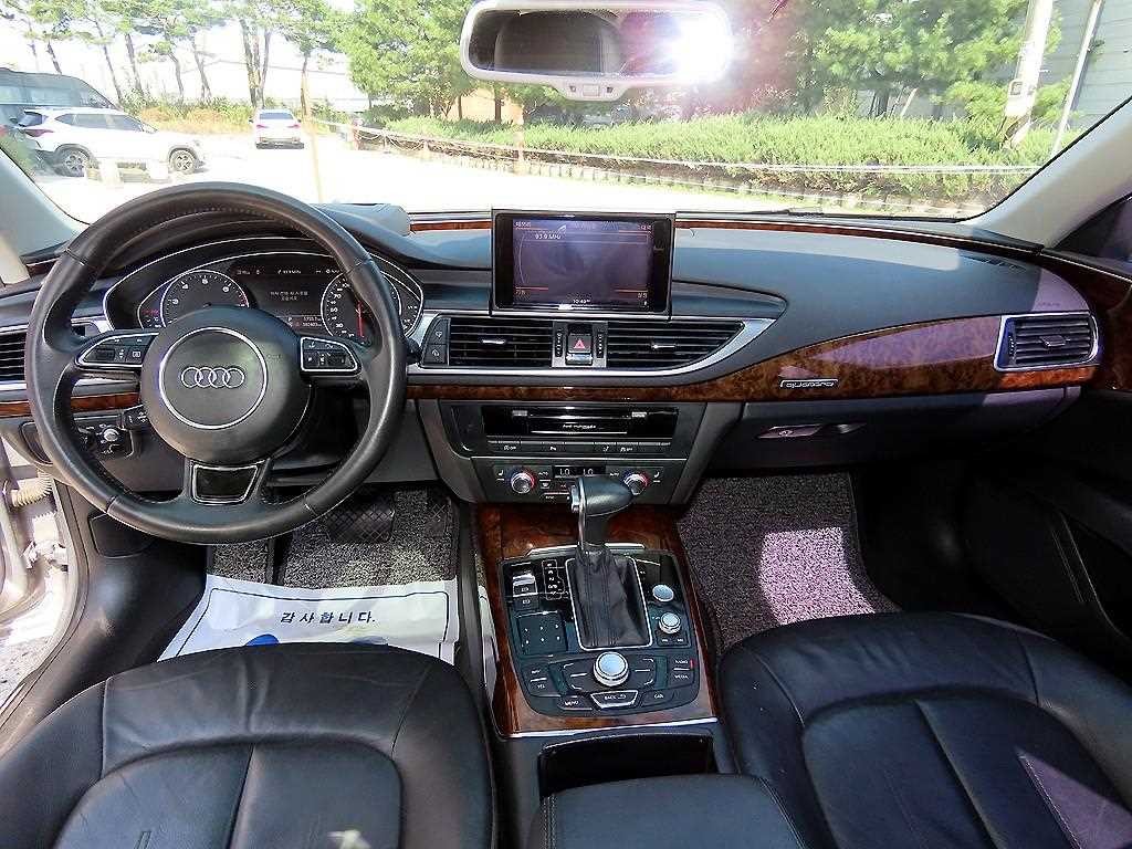 아우디 A7 3.0 TFSI 콰트로 엔트리 이미지 7