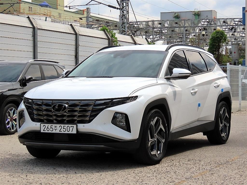 현대 투싼 투싼 (NX4) 디젤 2.0 4WD 인스퍼레이션 이미지 2