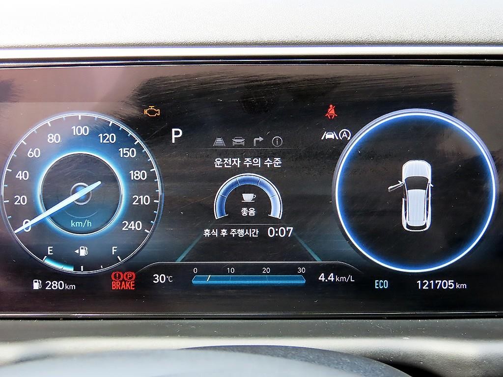 현대 투싼 투싼 (NX4) 디젤 2.0 4WD 인스퍼레이션 이미지 9