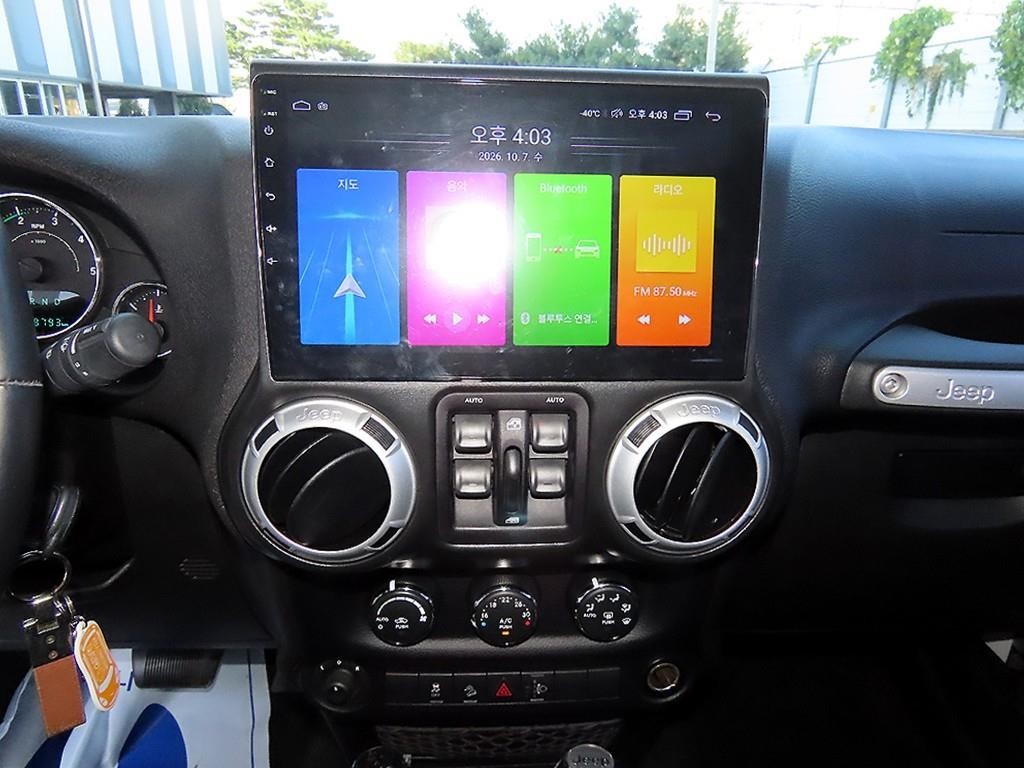 지프 랭글러 2.8 루비콘 4DR 이미지 14