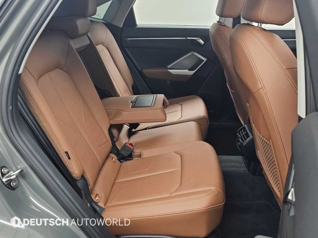 아우디 Q3 Q3 (F3) 35 TDI 스포트백 프리미엄 이미지 12
