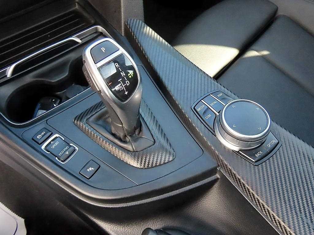 BMW 3시리즈 3시리즈 (F30) 320d M 스포츠 이미지 11
