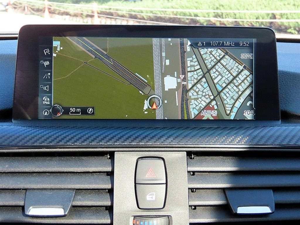 BMW 3시리즈 3시리즈 (F30) 320d M 스포츠 이미지 14