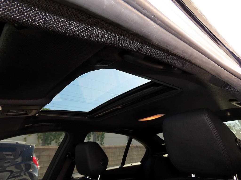 BMW 3시리즈 3시리즈 (F30) 320d M 스포츠 이미지 18