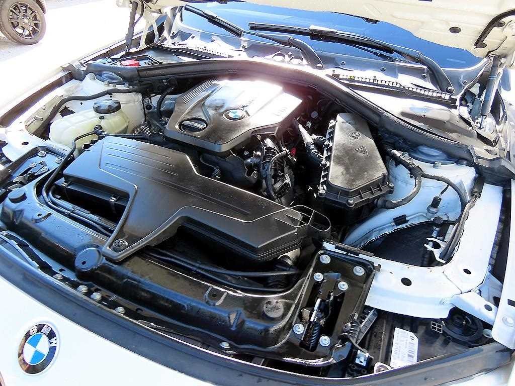 BMW 3시리즈 3시리즈 (F30) 320d M 스포츠 이미지 19