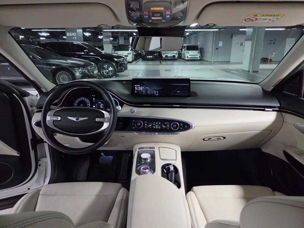 제네시스 GV70 2.2 디젤 2WD 이미지 10