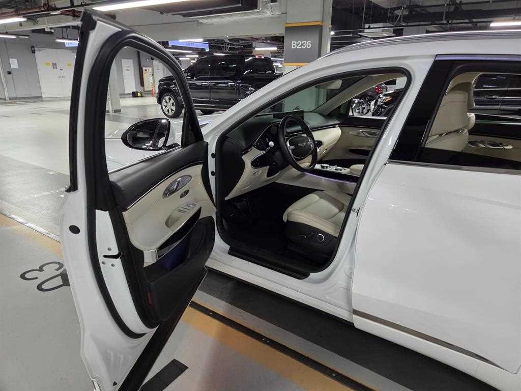 제네시스 GV70 2.2 디젤 2WD 이미지 8