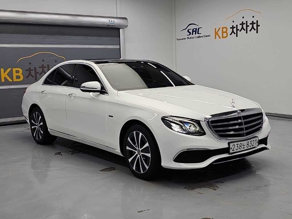 벤츠 E 클래스 E-클래스 W213 E300e 익스클루시브 이미지 4