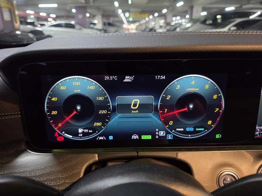 벤츠 E 클래스 E-클래스 W213 E350 4MATIC AMG LINE 이미지 13