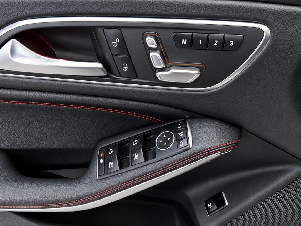벤츠 CLA 클래스 CLA클래스 CLA 45 AMG 4MATIC 이미지 14
