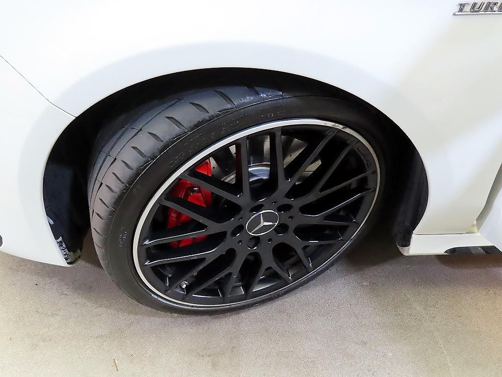 벤츠 CLA 클래스 CLA클래스 CLA 45 AMG 4MATIC 이미지 18