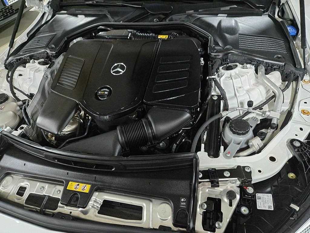 벤츠 C 클래스 C클래스 W206 C300 4MATIC AMG 라인 이미지 19