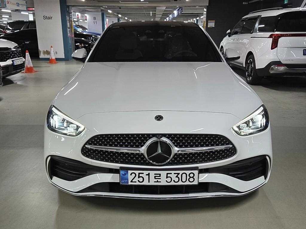 벤츠 C 클래스 C클래스 W206 C300 4MATIC AMG 라인 이미지 3
