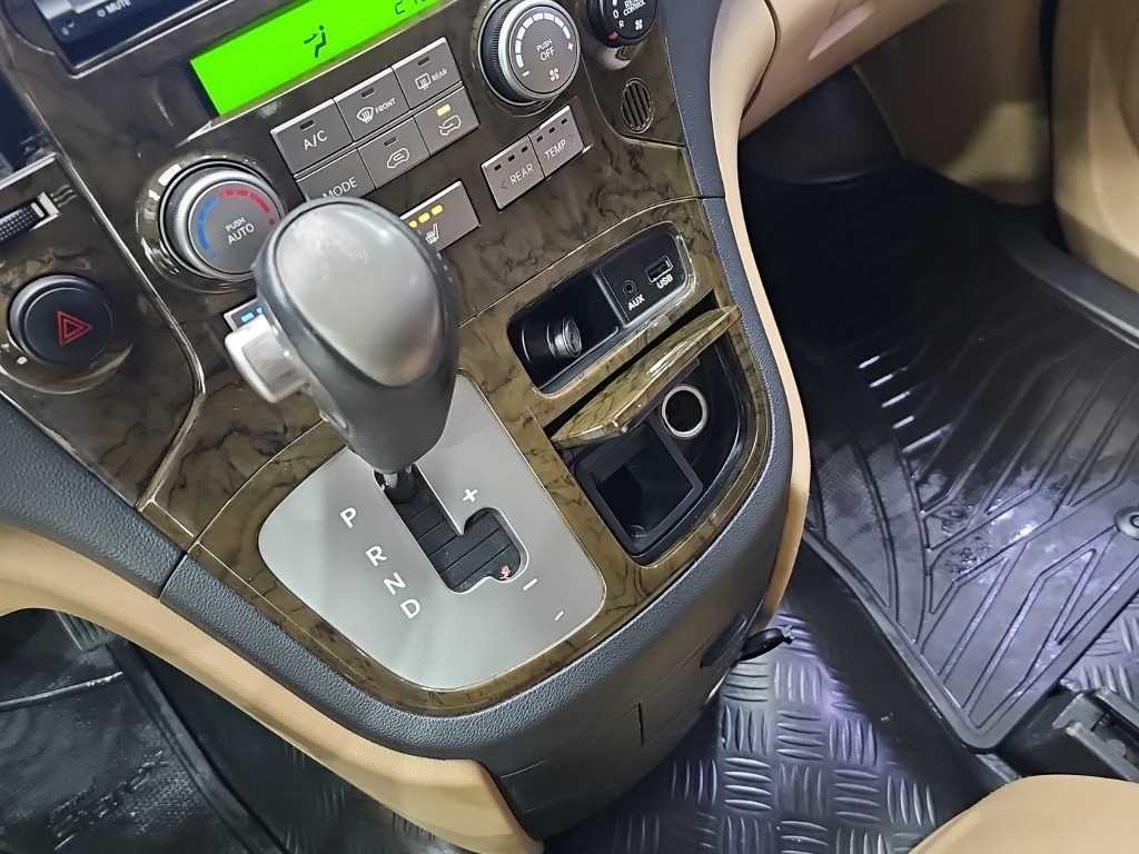 현대 스타렉스 그랜드 스타렉스 리무진 11인승 2WD HVX VIP팩0 이미지 8