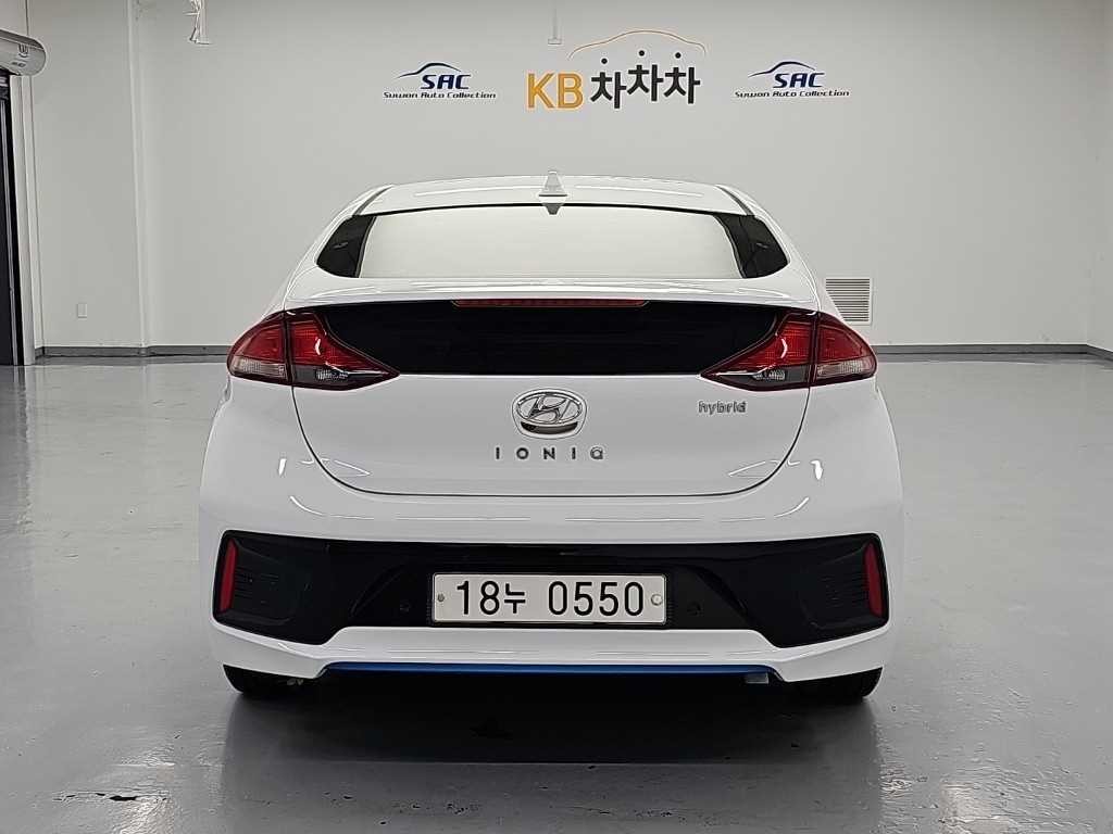 현대 아이오닉 N 기본형 이미지 3