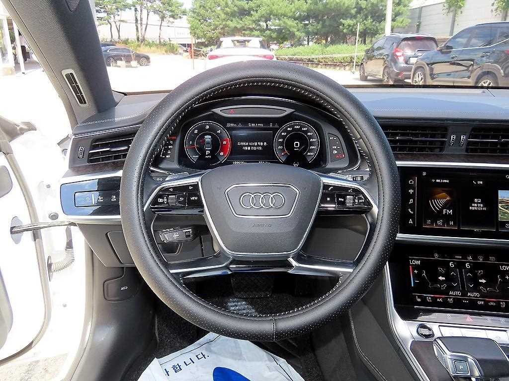 아우디 A7 A7 (4K) 45 TDI 콰트로 프리미엄 이미지 8