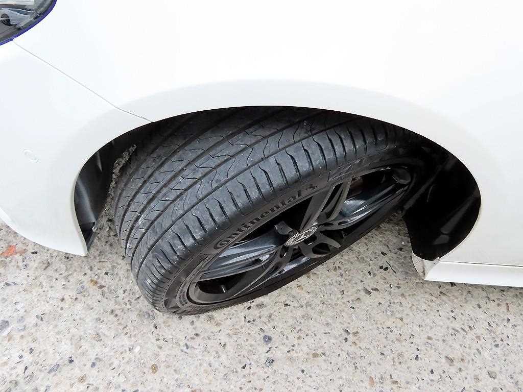 벤츠 E 클래스 E-클래스 W213 E220d 쿠페 이미지 20