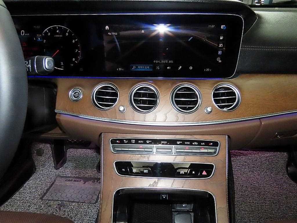 벤츠 E 클래스 E-클래스 W213 E250 익스클루시브 이미지 11