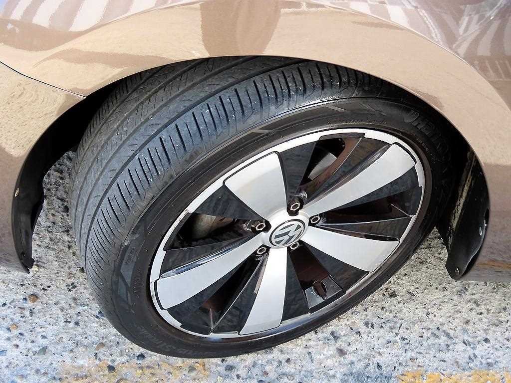 폭스바겐 비틀 더비틀 2.0 TDI 이미지 18