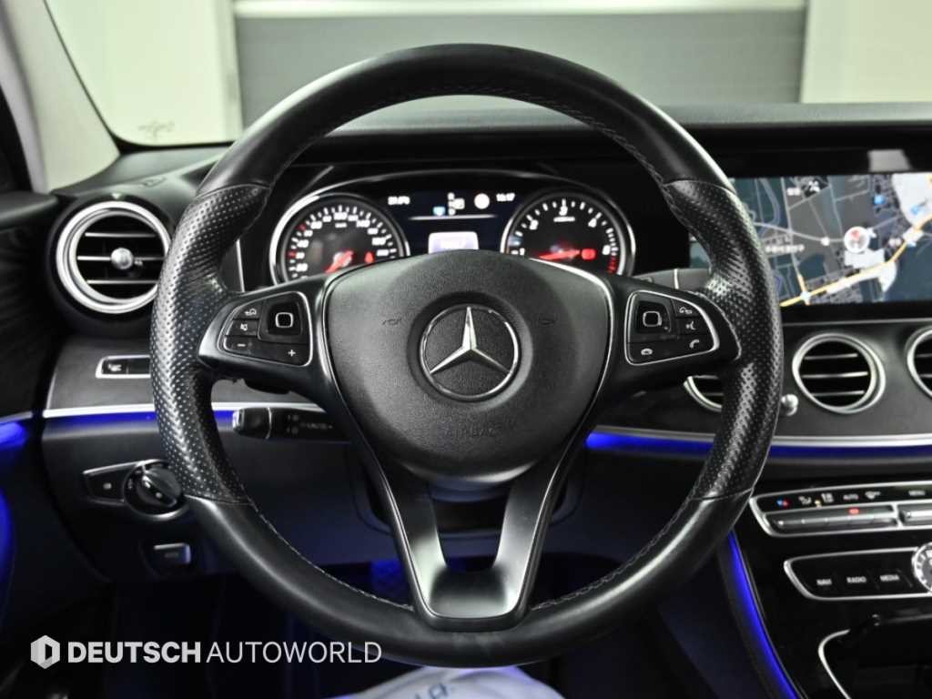 벤츠 E 클래스 E-클래스 W213 E220d 아방가르드 이미지 13