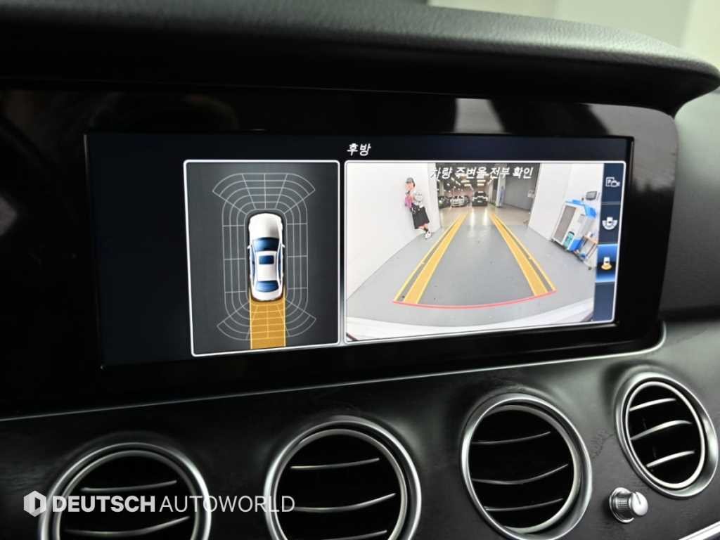 벤츠 E 클래스 E-클래스 W213 E220d 아방가르드 이미지 15