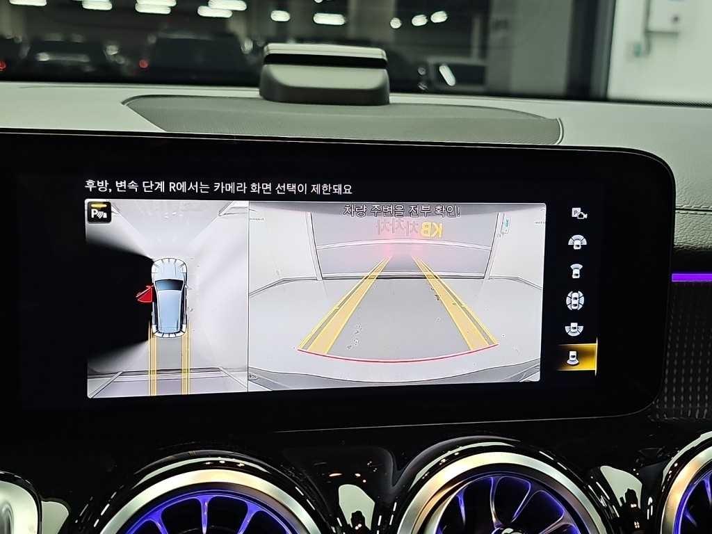 벤츠 EQB EQB (X243) EQB 300 4MATIC AMG 라인 이미지 15