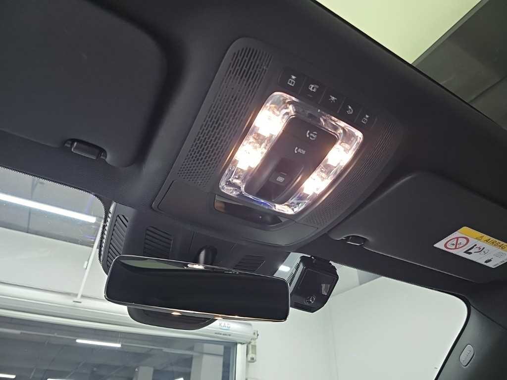 벤츠 EQB EQB (X243) EQB 300 4MATIC AMG 라인 이미지 17