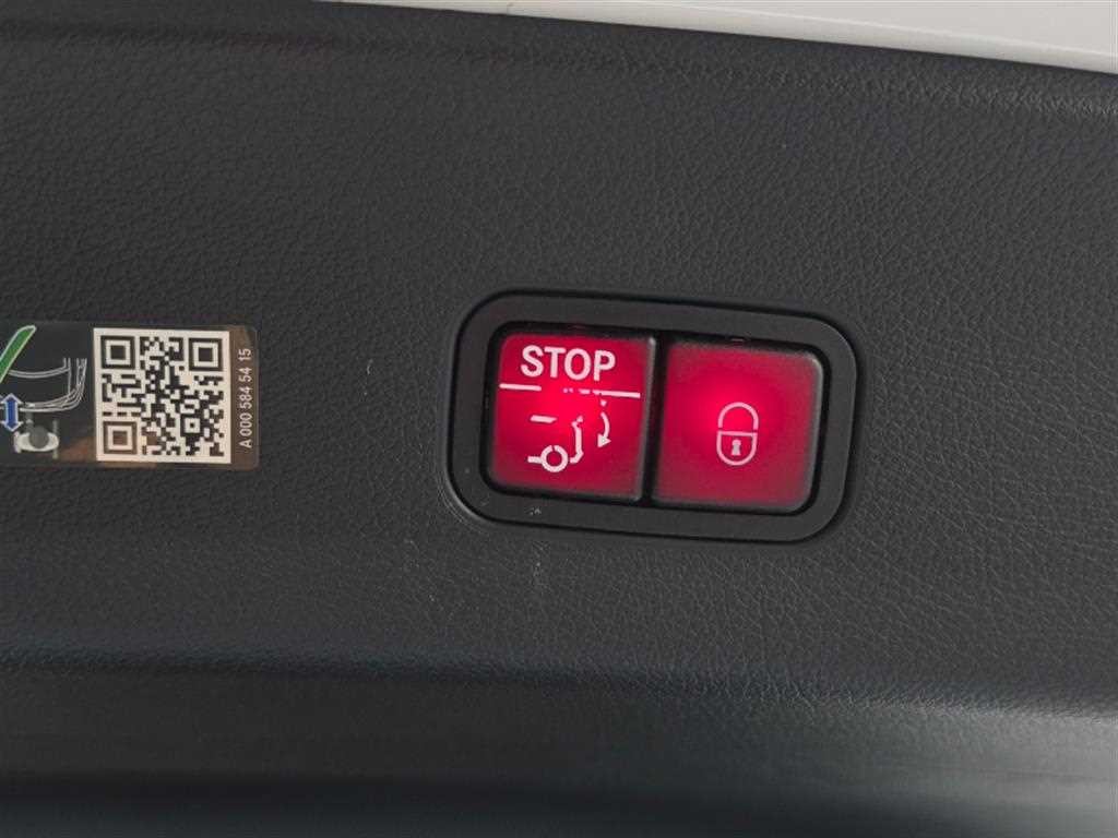 벤츠 GLC 클래스 GLC클래스 X254 GLC300 4MATIC 쿠페 아방가르드 이미지 18