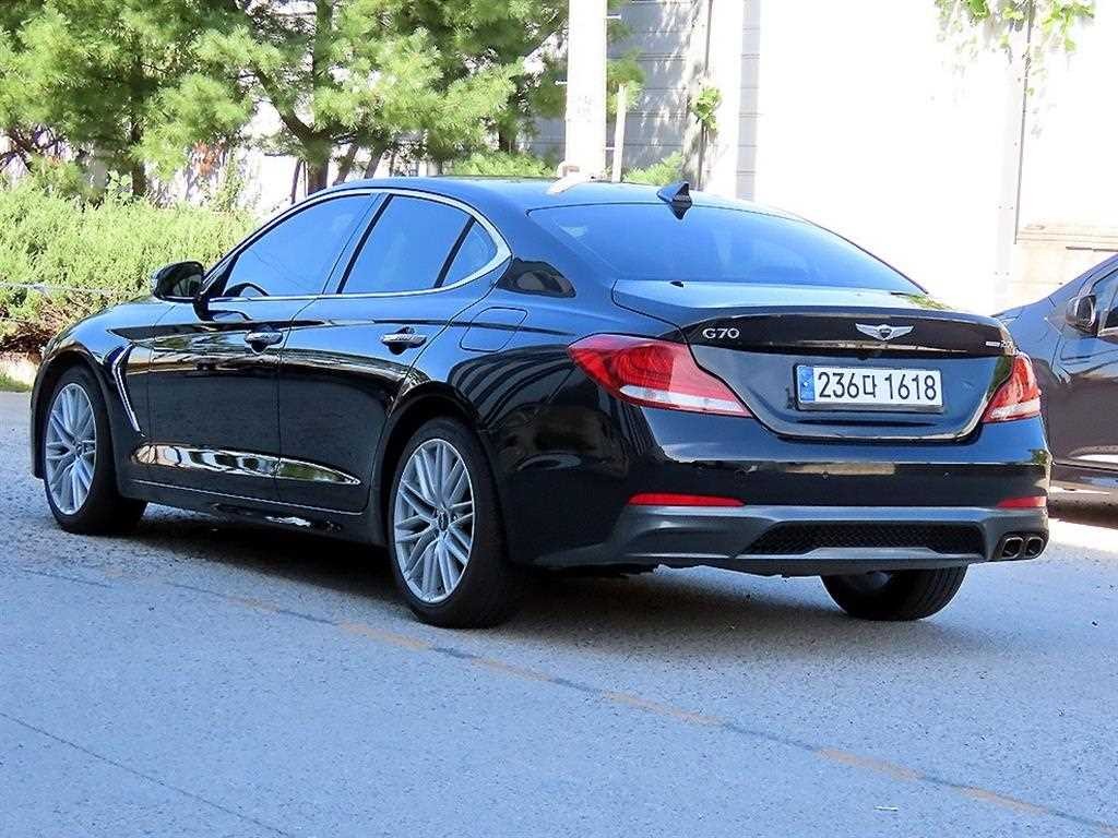 제네시스 G70 2.0T 엘리트 이미지 3