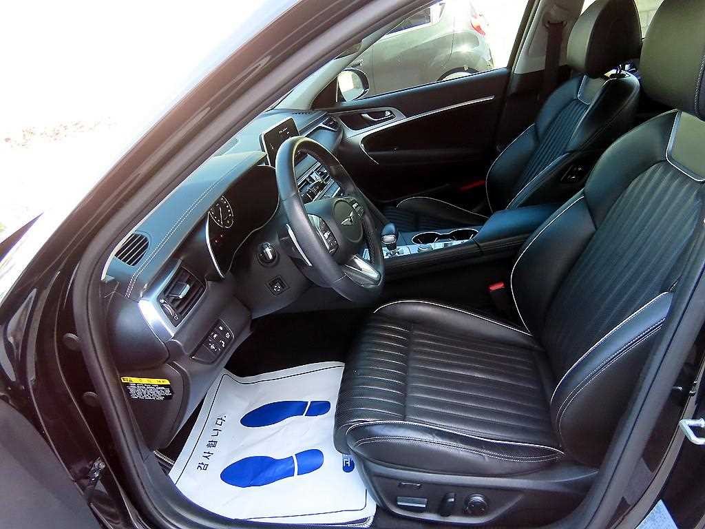 제네시스 G70 2.0T 엘리트 이미지 5