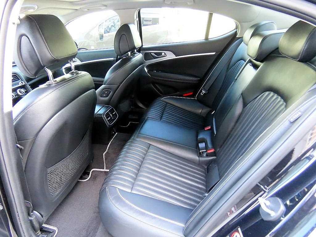 제네시스 G70 2.0T 엘리트 이미지 6