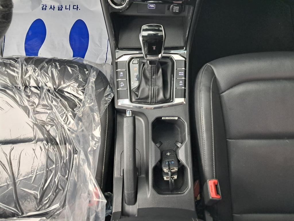 KG모빌리티(쌍용) 코란도 뷰티풀코란도 2WD 가솔린 1.5 C3 플러스 이미지 14