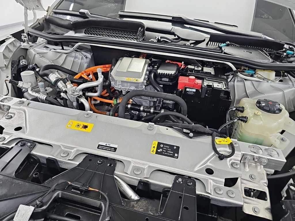 BMW iX xDrive 50 스포츠 플러스 이미지 5