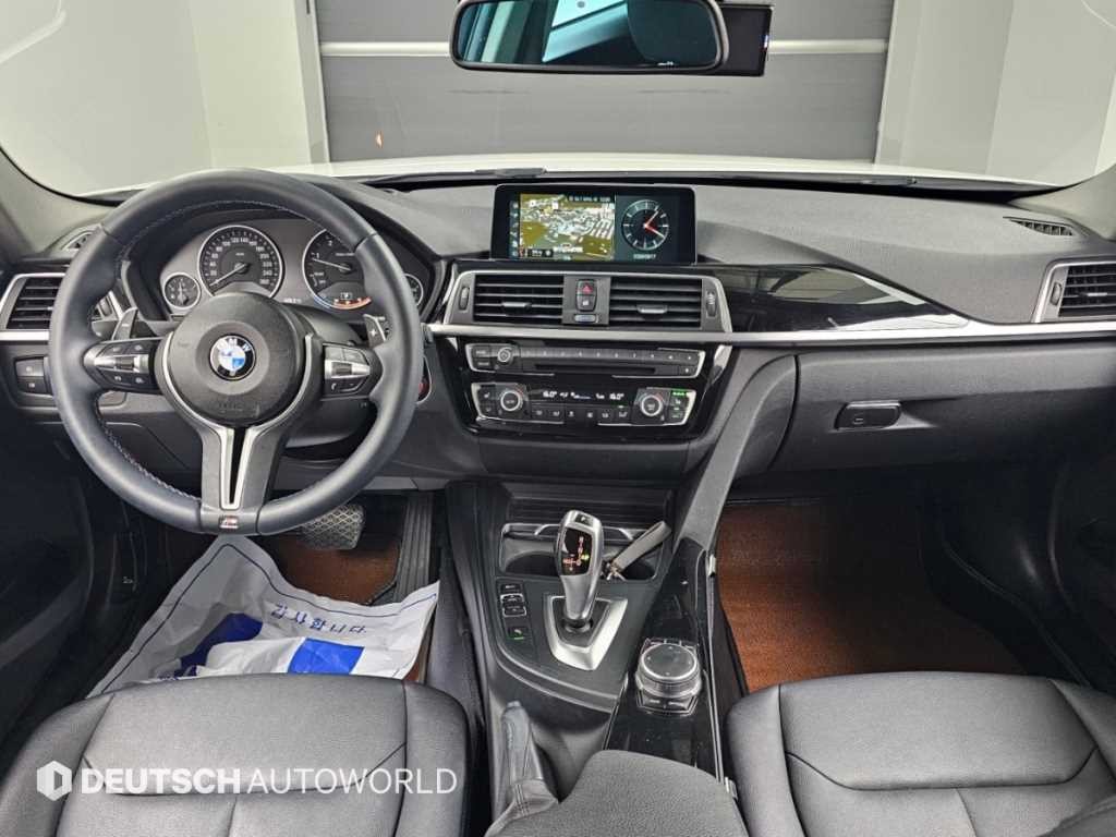 BMW 3시리즈 3시리즈 (F30) 320d 이미지 7