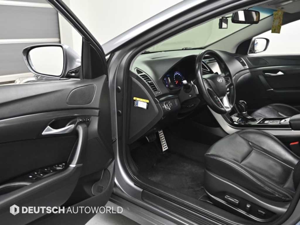 현대 i40 i40Saloon 2.0 GDI D 스펙 이미지 11