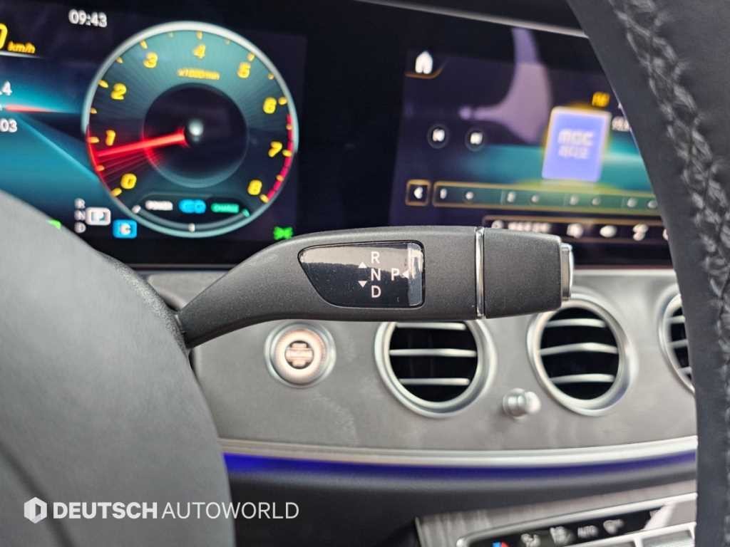 벤츠 E 클래스 E-클래스 W213 E350 4MATIC AMG LINE 이미지 9