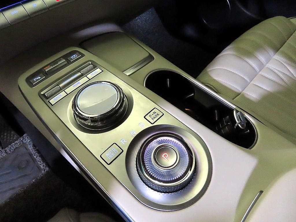 제네시스 GV70 2.5T 가솔린 AWD 이미지 12