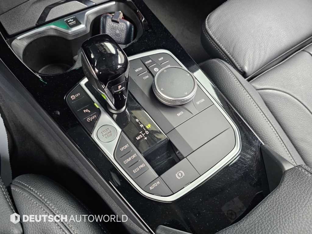 BMW 1시리즈 1시리즈 (F40) 120i 스포츠 이미지 9