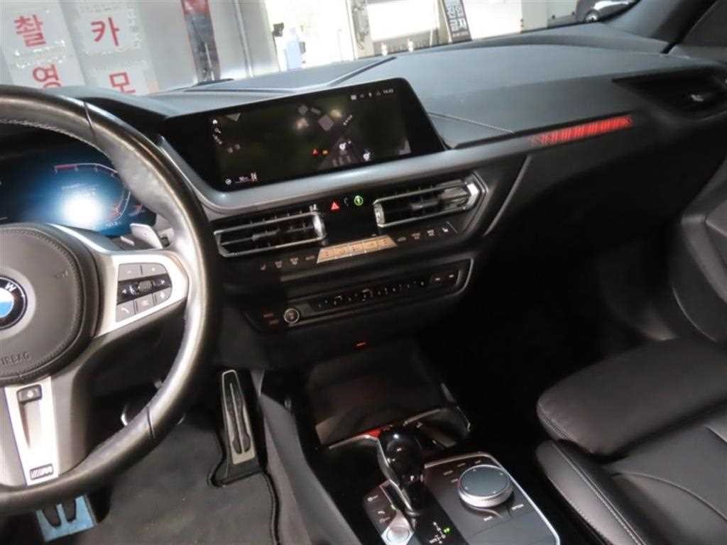 BMW 2시리즈 2시리즈 그란쿠페 (F44) 220i M 스포츠 이미지 16