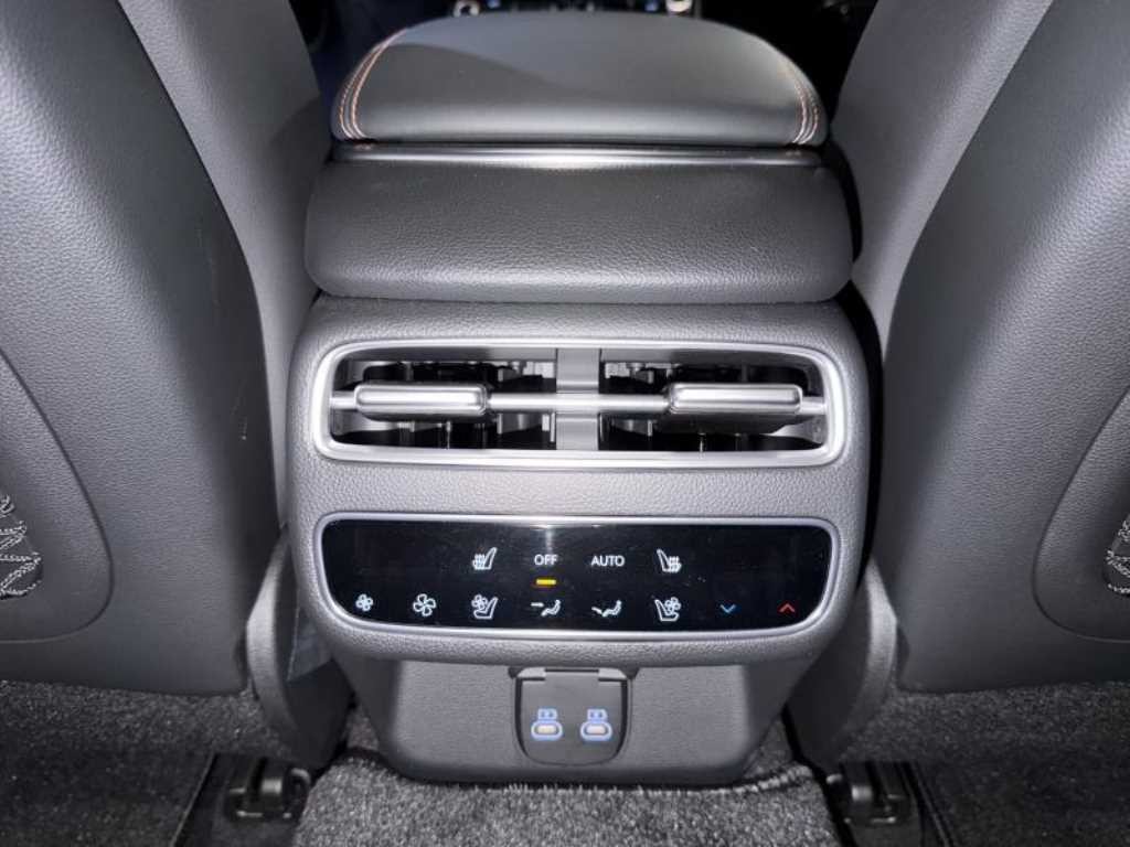 제네시스 GV70 3.5T 가솔린 AWD 스포츠 이미지 13