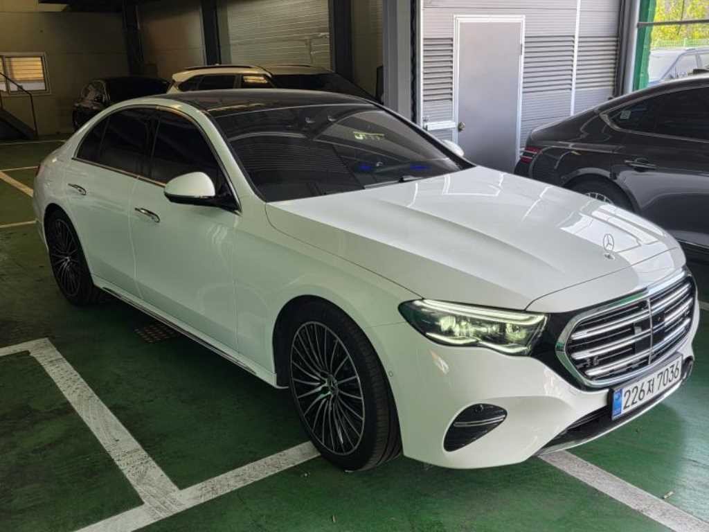 벤츠 E 클래스 E-클래스 W214 E450 4MATIC 익스클루시브 이미지 2