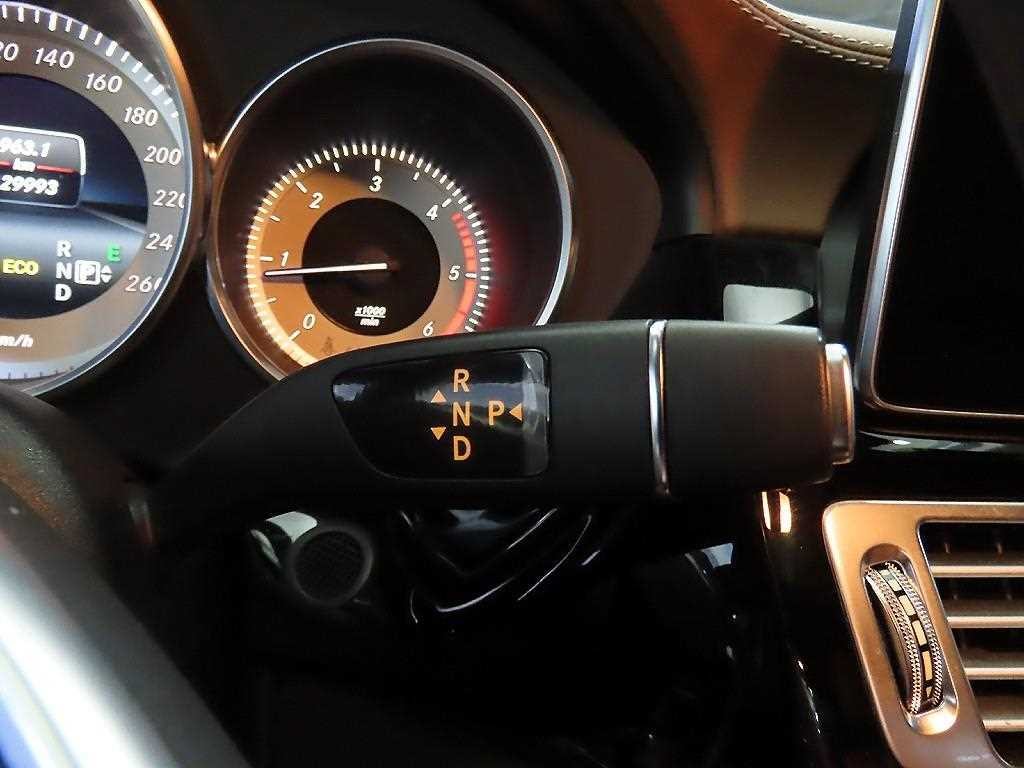 벤츠 CLS 클래스 CLS클래스 W218 CLS 250 d 4MATIC AMG Line 이미지 12