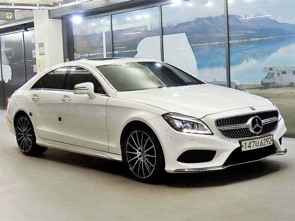 벤츠 CLS 클래스 CLS클래스 W218 CLS 250 d 4MATIC AMG Line 이미지 2