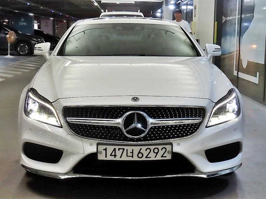 벤츠 CLS 클래스 CLS클래스 W218 CLS 250 d 4MATIC AMG Line 이미지 3