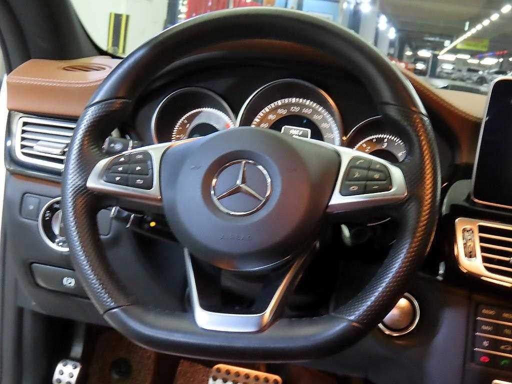 벤츠 CLS 클래스 CLS클래스 W218 CLS 250 d 4MATIC AMG Line 이미지 8