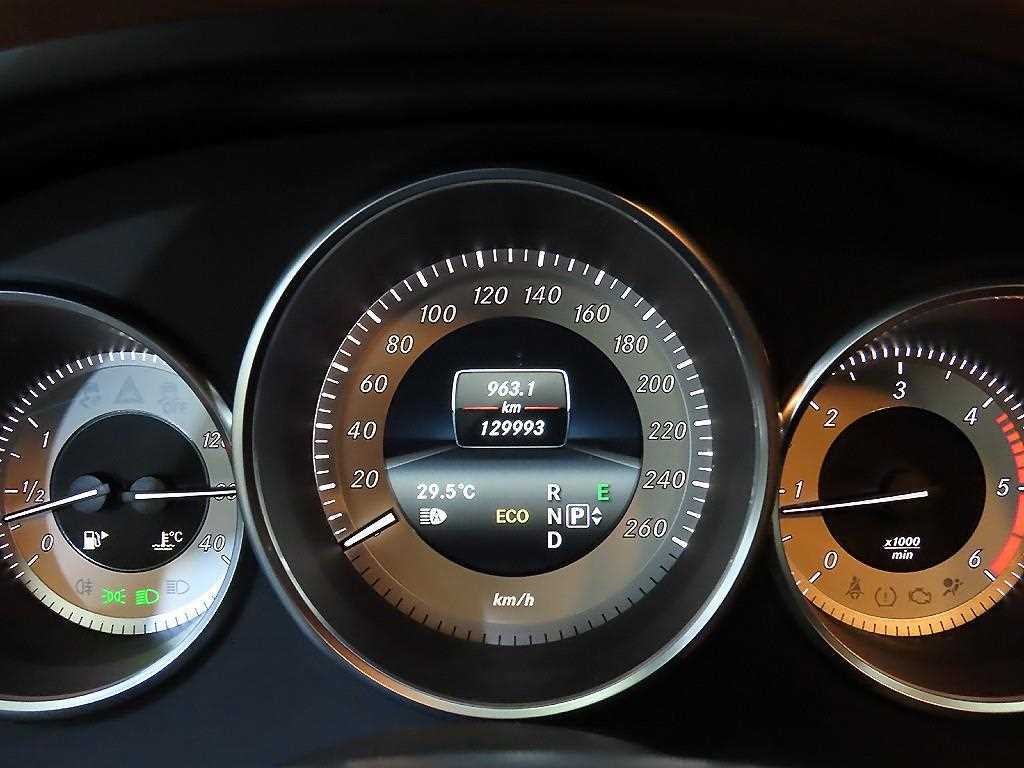 벤츠 CLS 클래스 CLS클래스 W218 CLS 250 d 4MATIC AMG Line 이미지 9