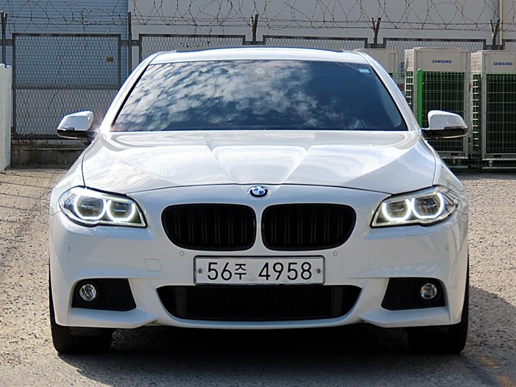 BMW 5시리즈 5시리즈 (F10) 528i 럭셔리 플러스 이미지 1