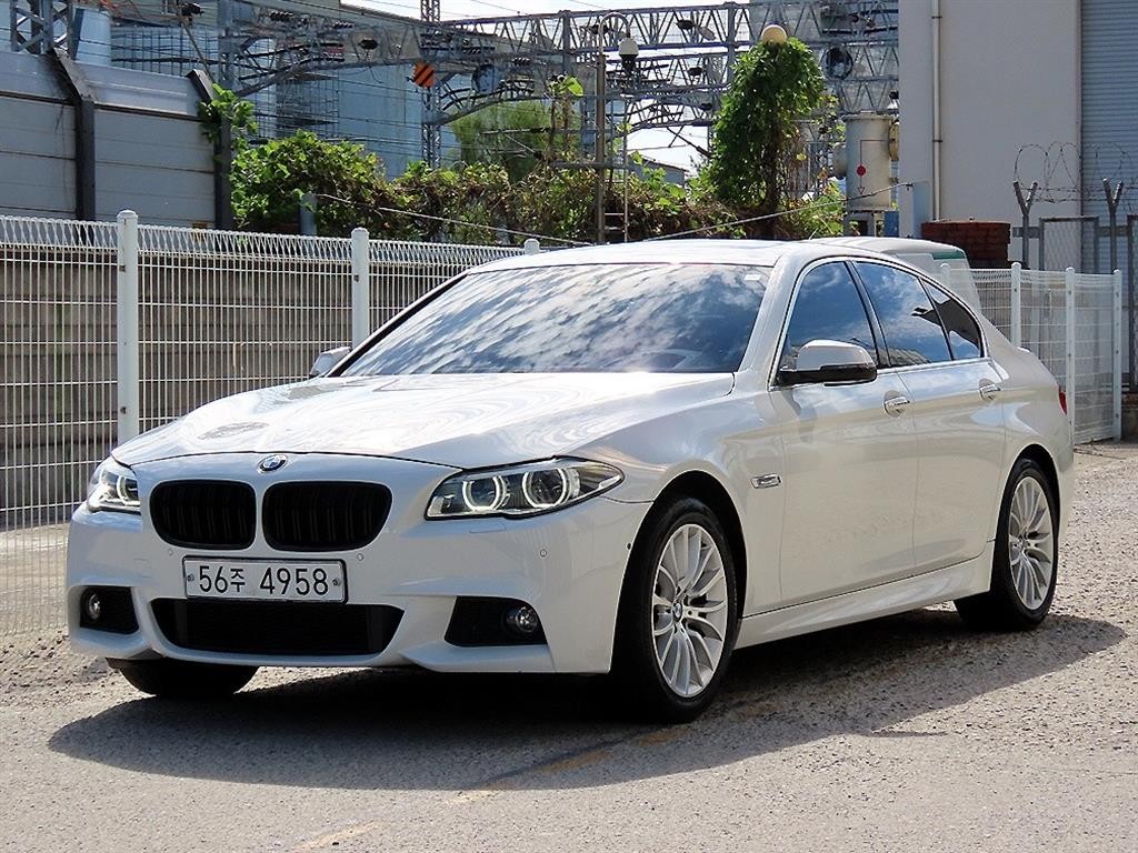 BMW 5시리즈 5시리즈 (F10) 528i 럭셔리 플러스 이미지 2