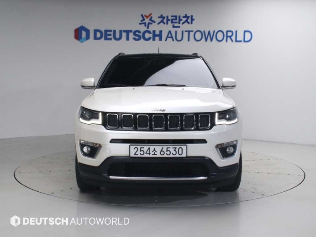 지프 컴패스 컴패스 2세대 2.4 AWD 리미티드 이미지 3